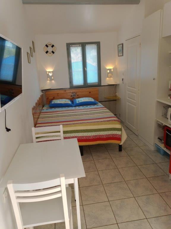 Maisonnette studio St Cyr/mer plage 500m  WIFI PKG