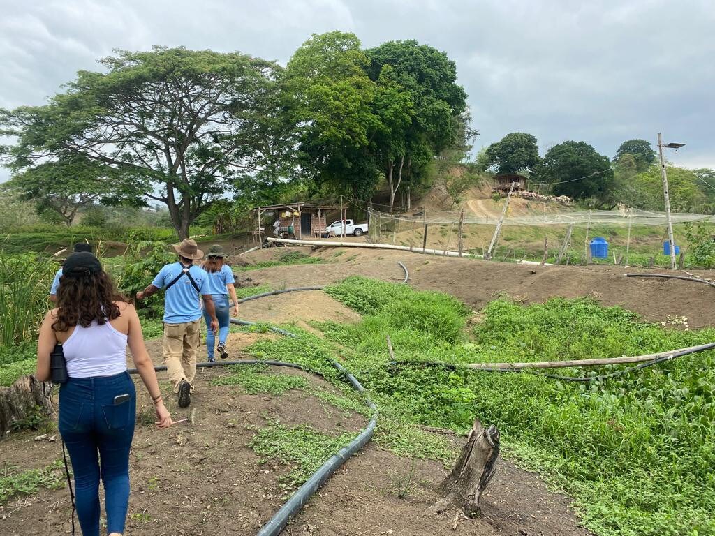 Estadía en Chone dentro de LagoColorado