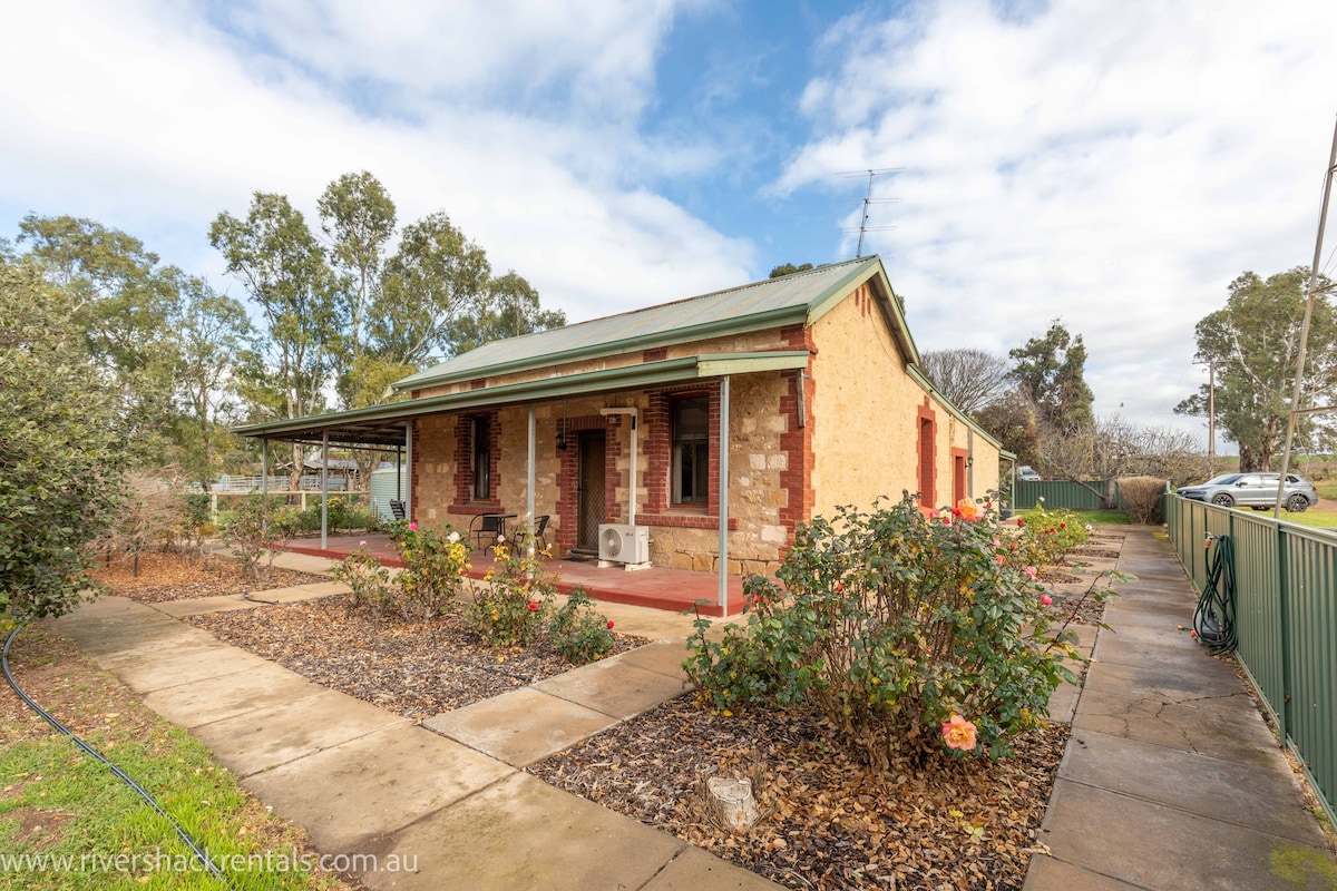 Glenlee Cottage - Wall Flat SA