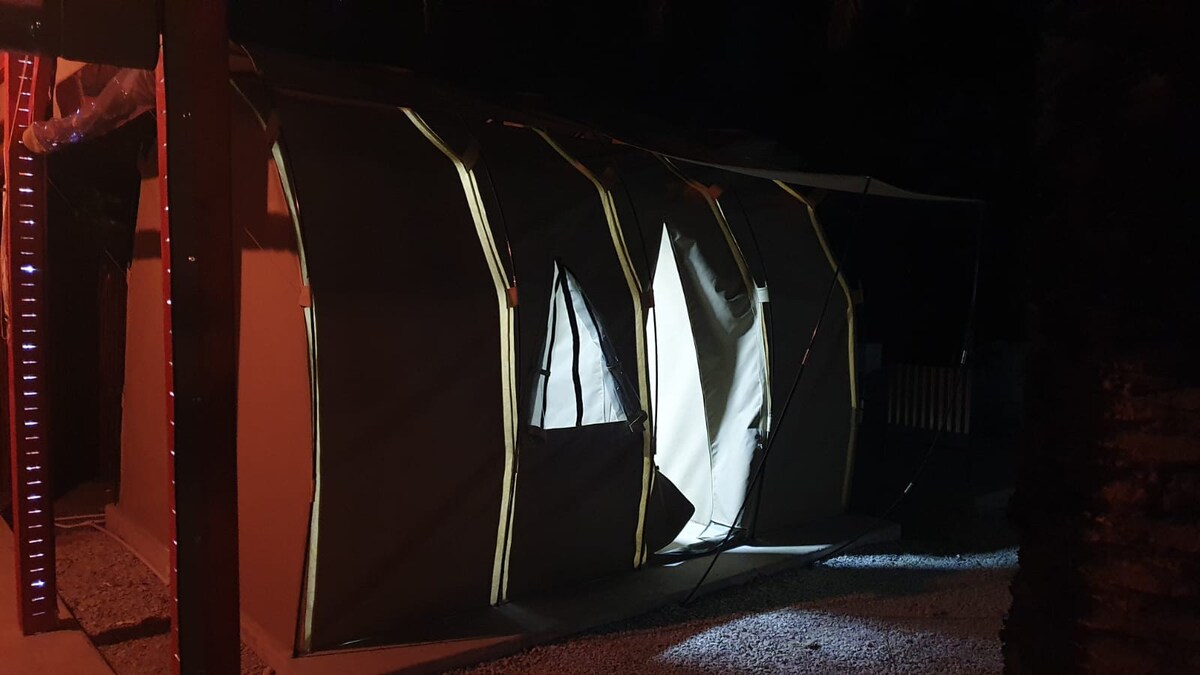 Cannatonic Backpackers Tent Four