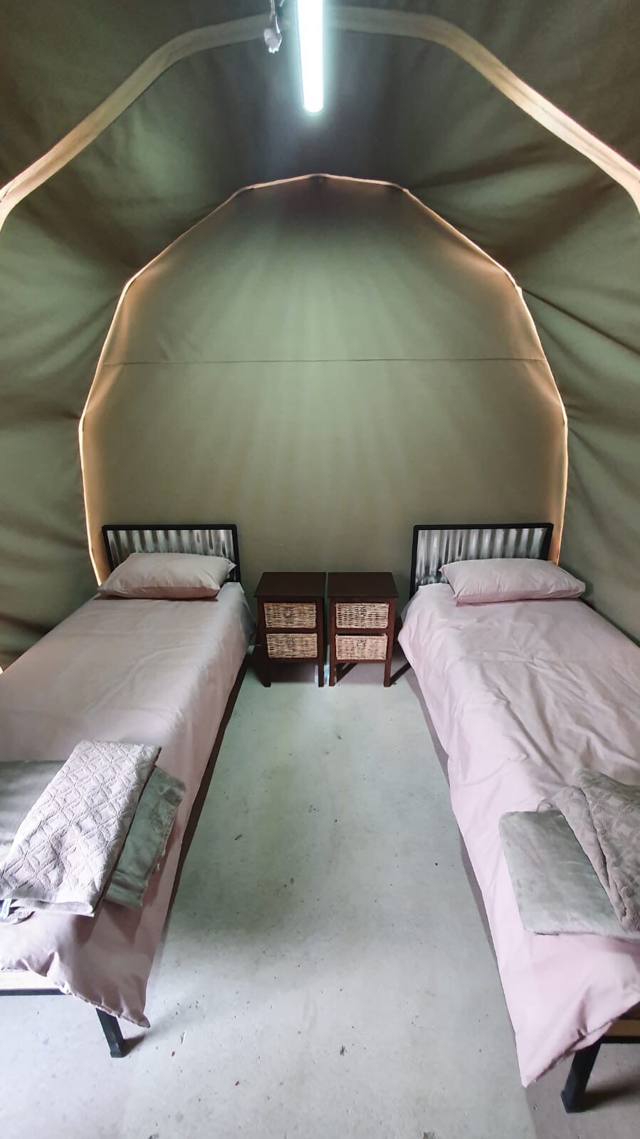 Cannatonic Backpackers Tent Four