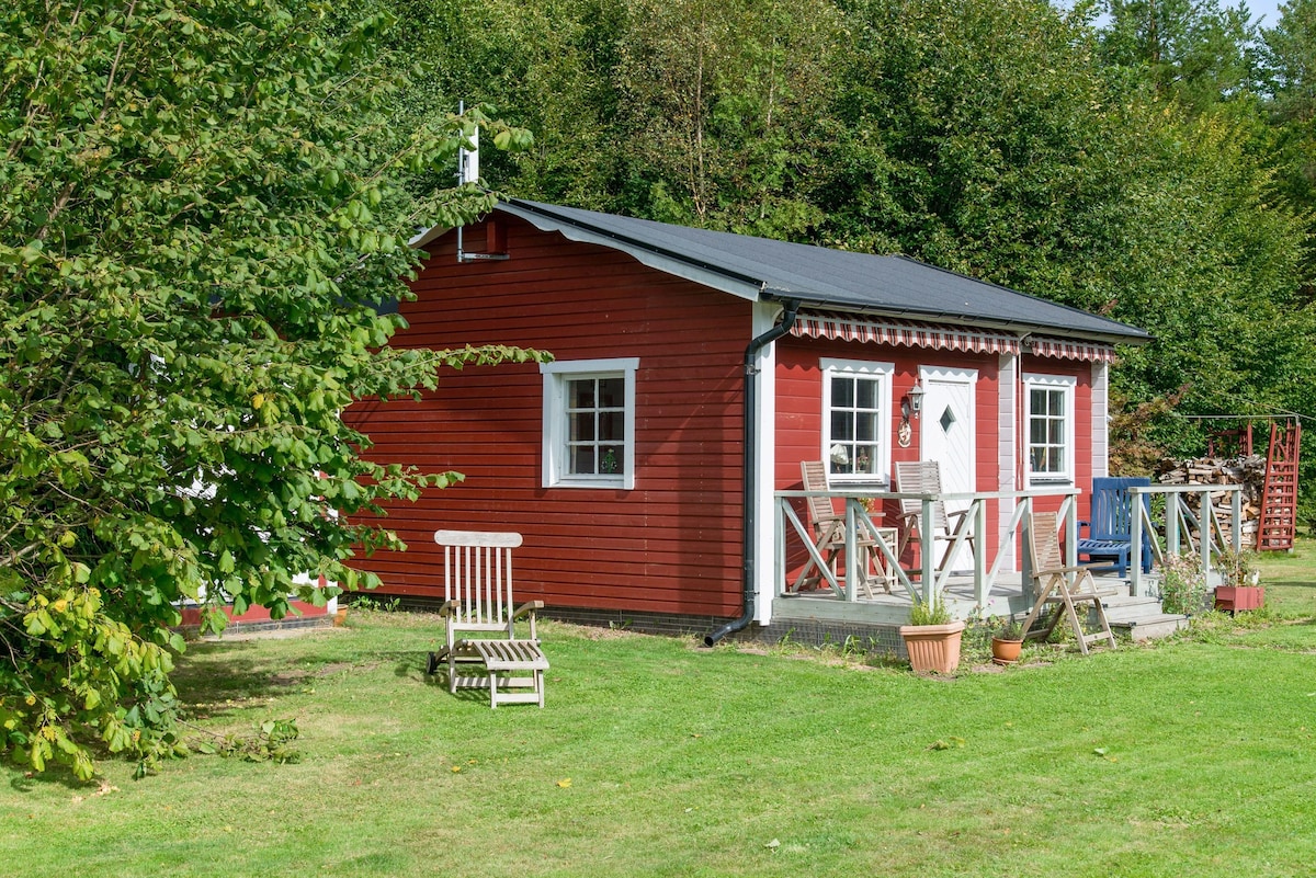 Cottage with own jetty in Ljungbyhed | Se01026