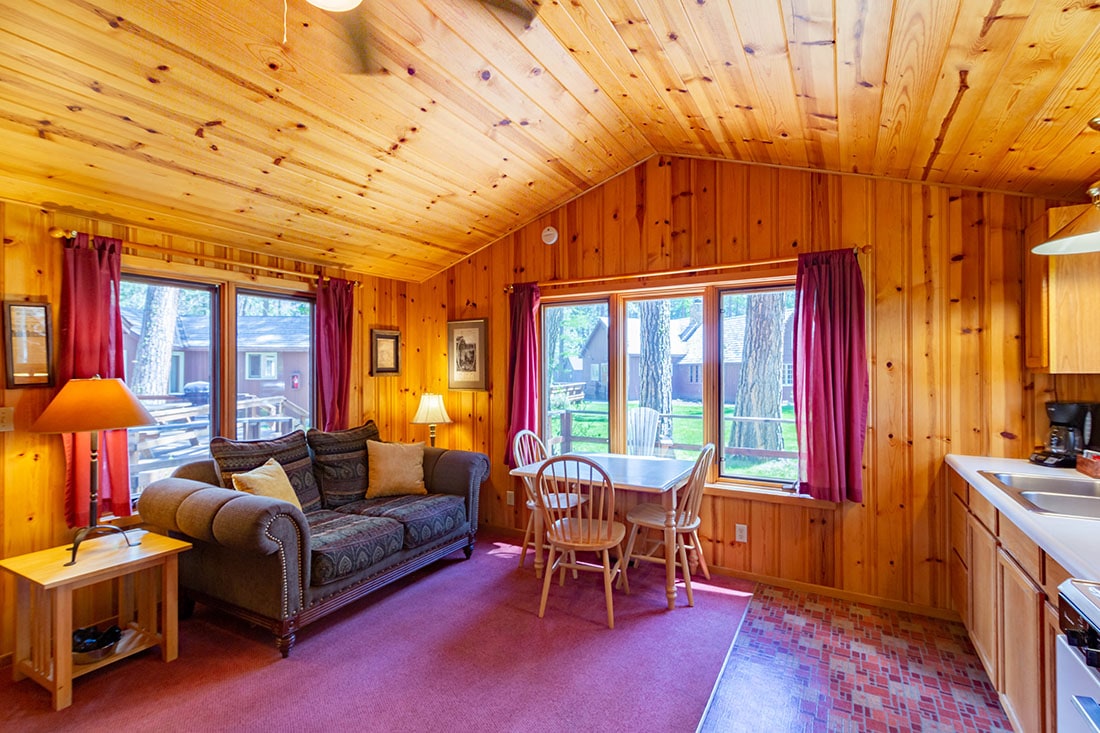 Two Bedroom Lodge Cabin at Lake Creek Lodge