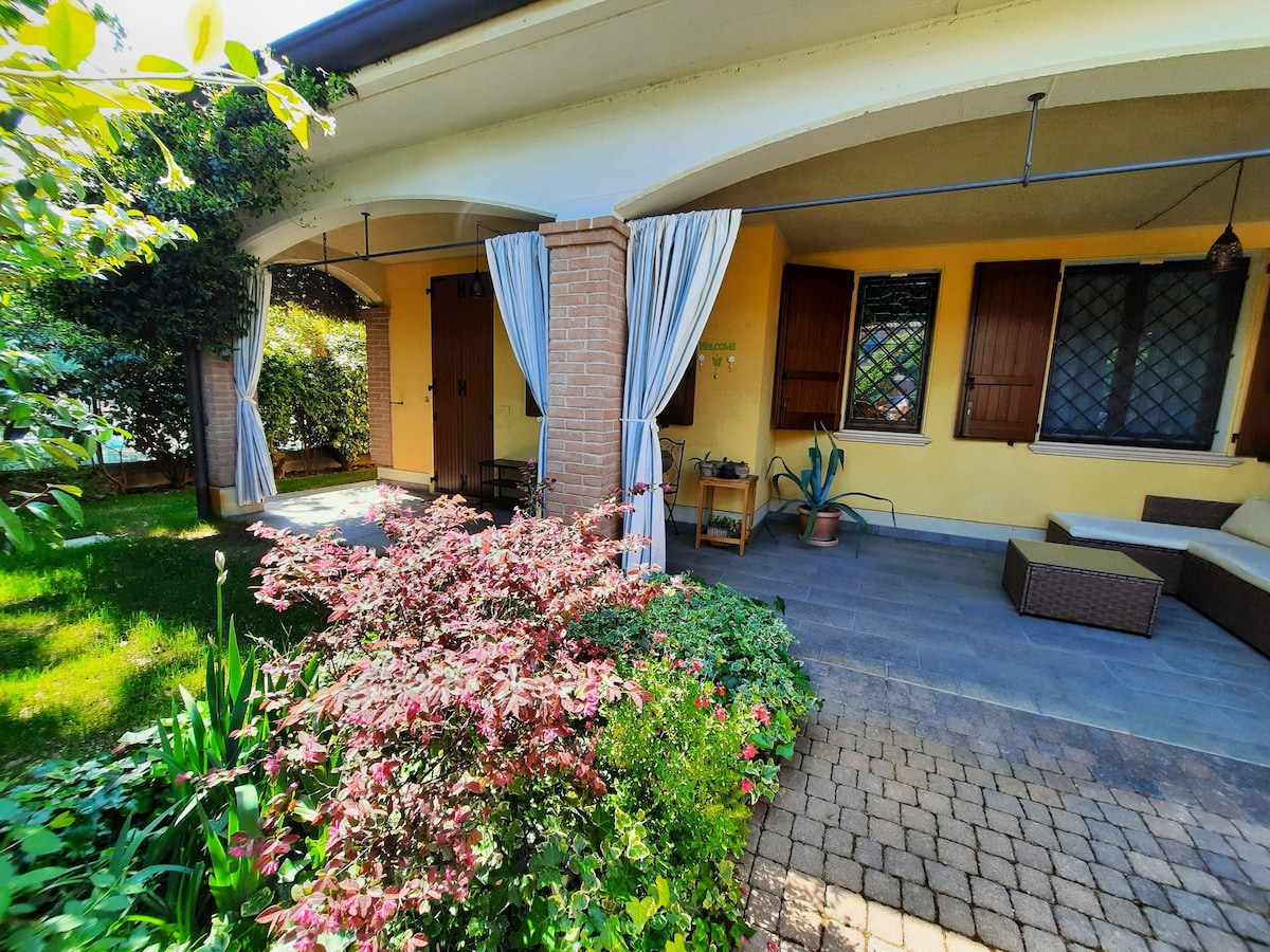 Casa Cecilia with garden and private entrance