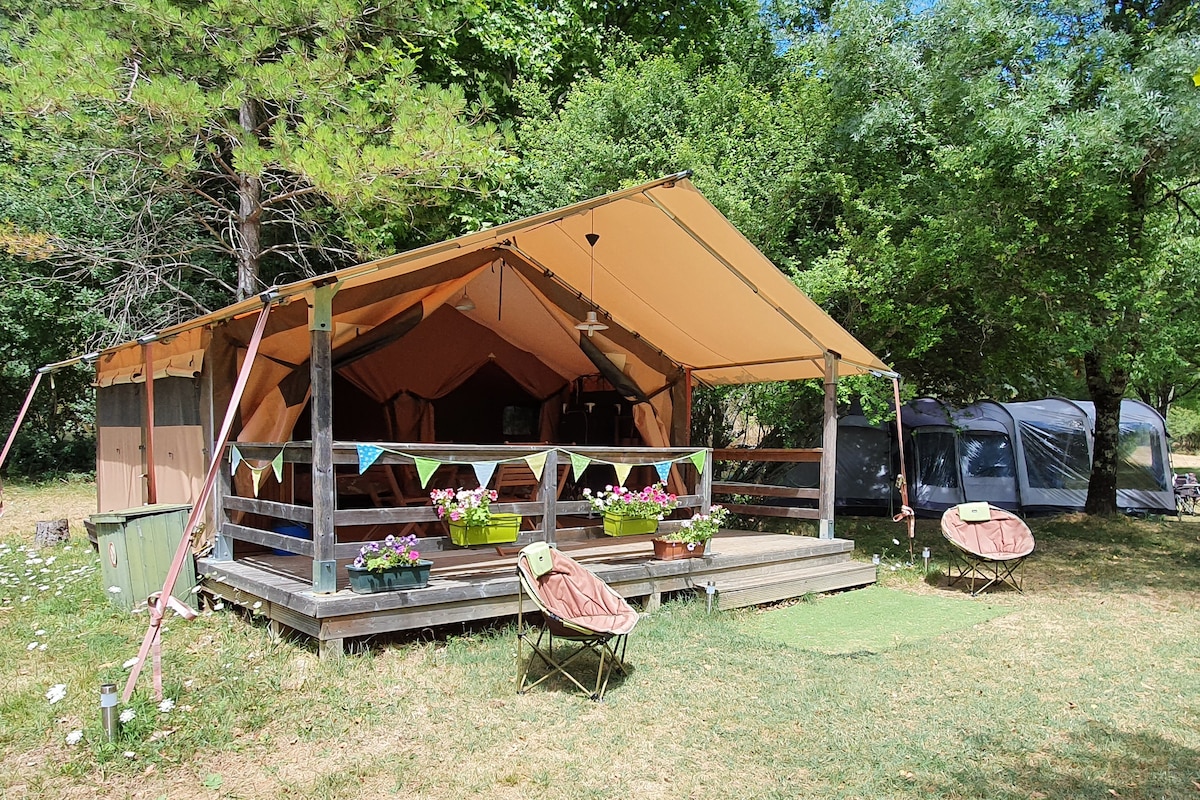 Lovely 2 bedroom safari tent