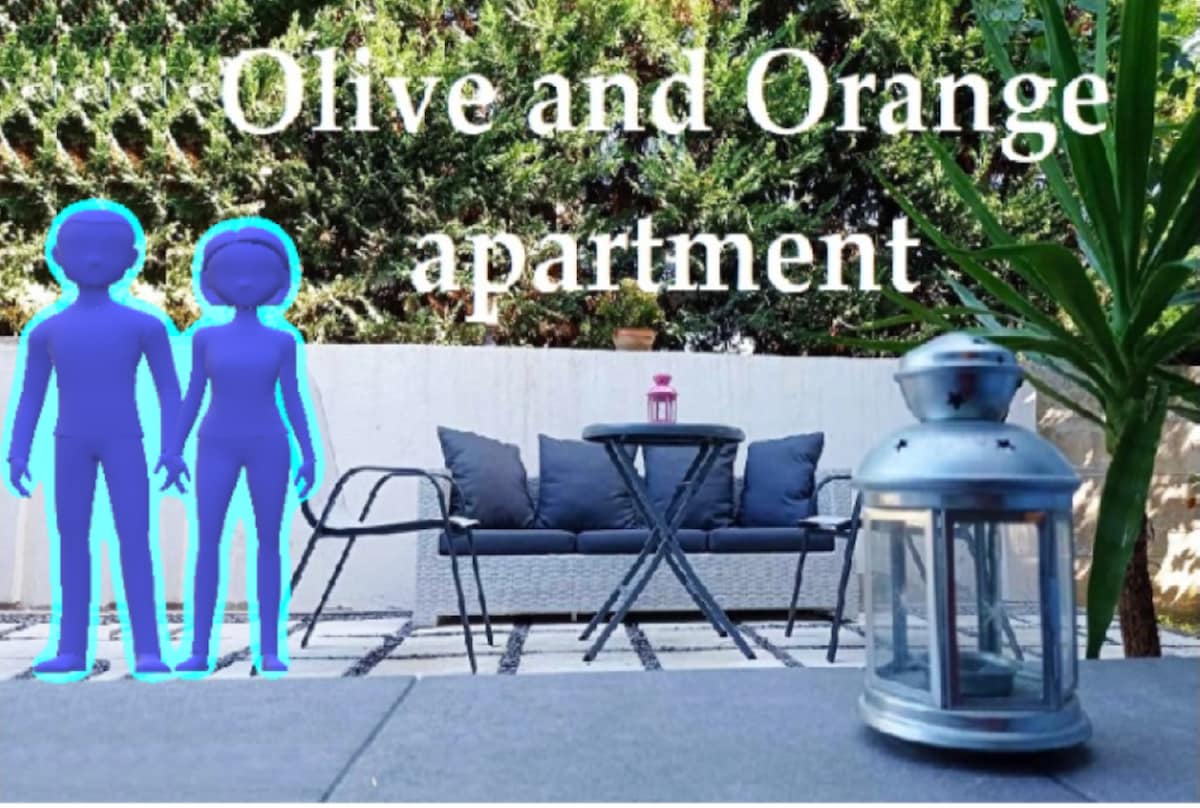 橄榄和橙色公寓