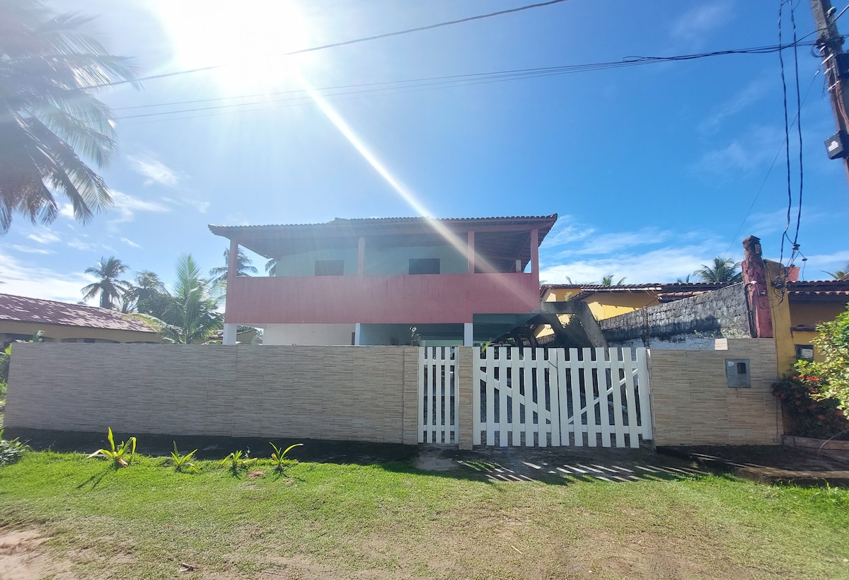 Casa ampla em Condomínio Águas de Olivença