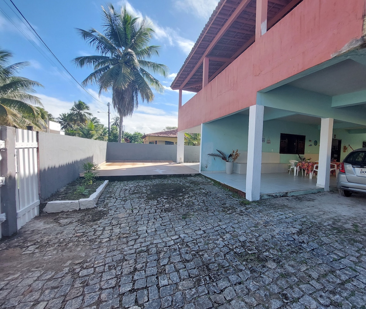 Casa ampla em Condomínio Águas de Olivença