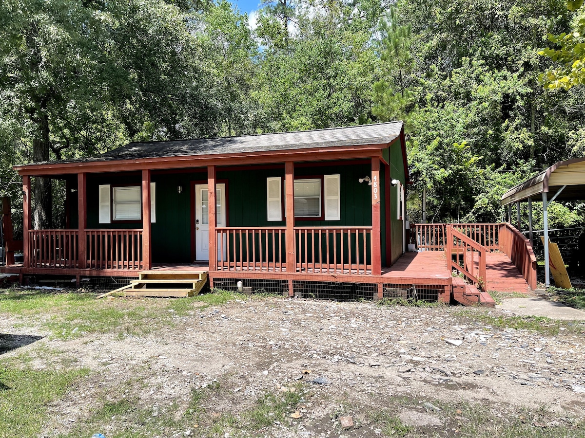 Beautiful handicap accessible cottage in Crosby,TX