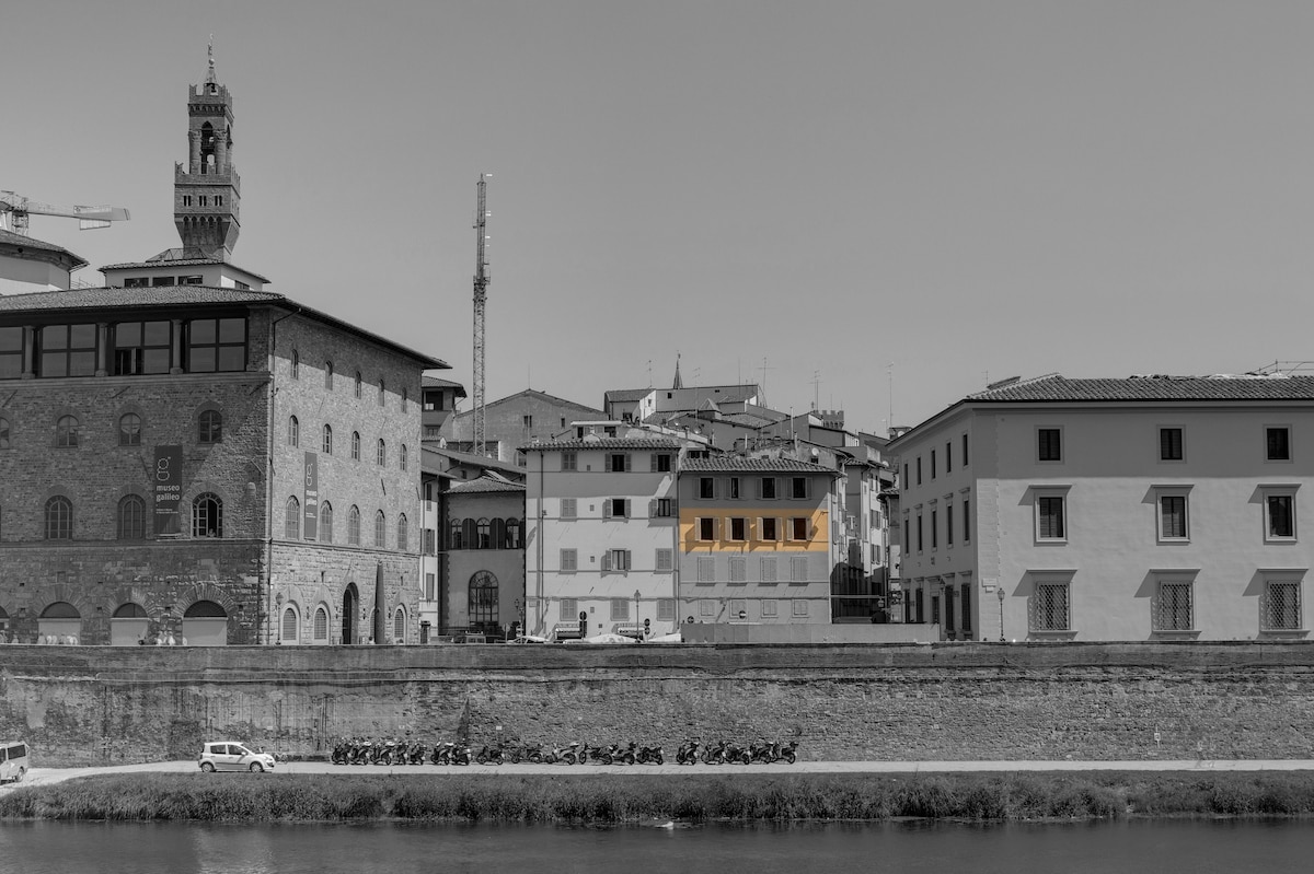 2nd fl Arno and Galileo Museum View Drago Rosso