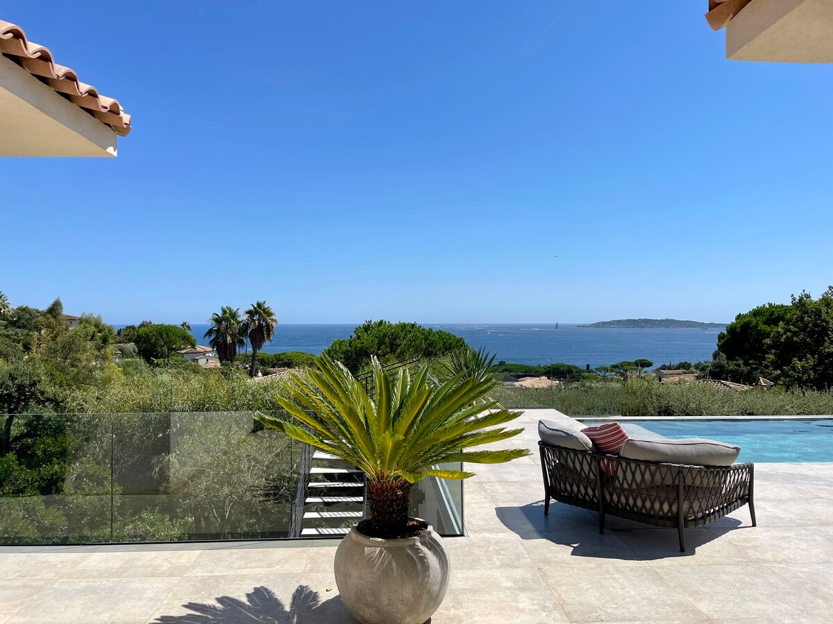 Magnifique villa contemporaine vue mer