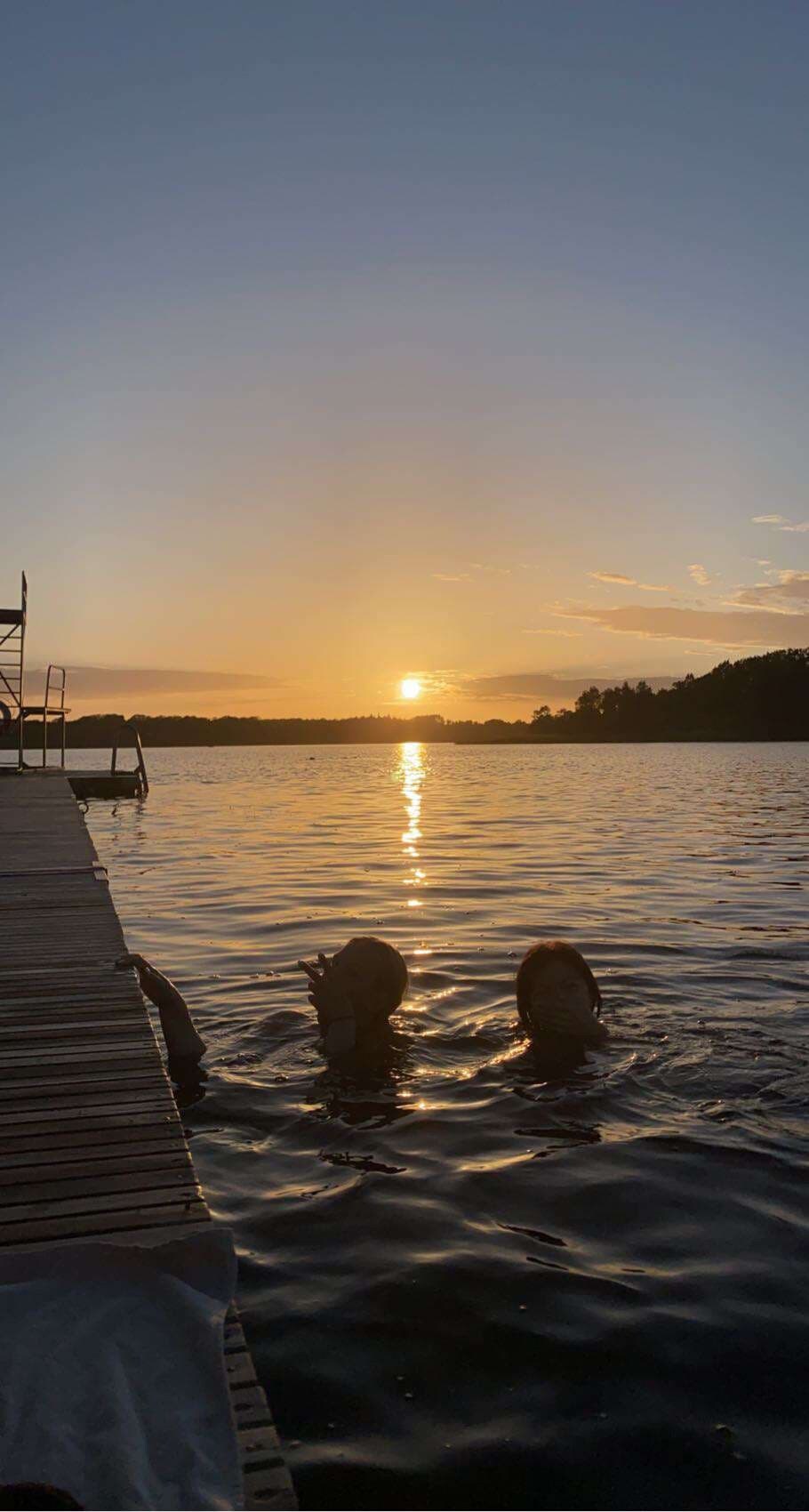 75 m. från stranden med fantastiska solnedgångar