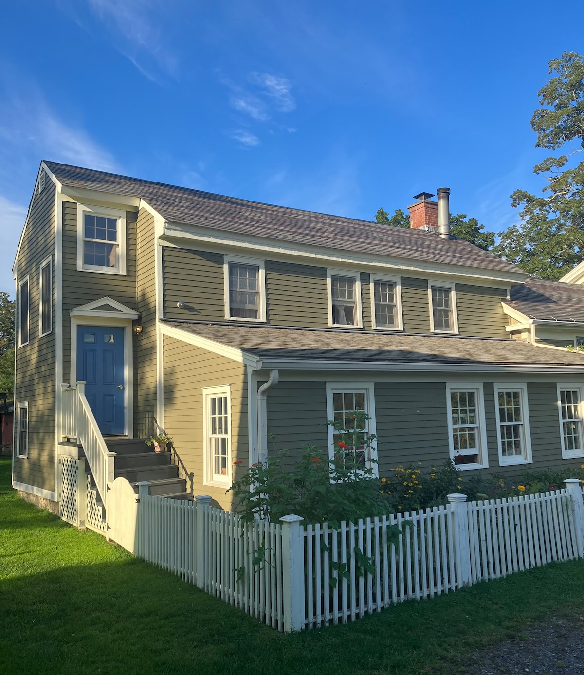 House Above the Hollow