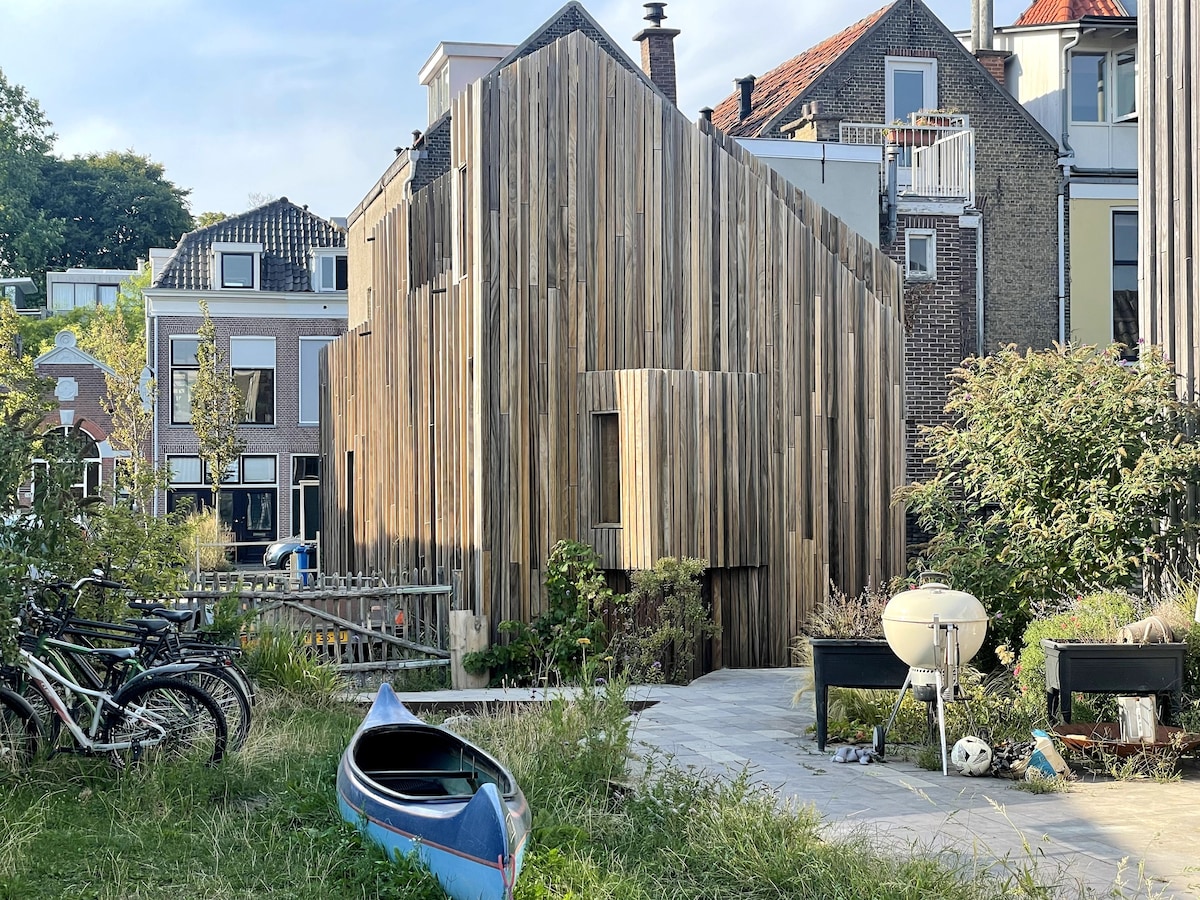 德尔夫特（ Delft ）市中心的「Komma In」特别木屋。