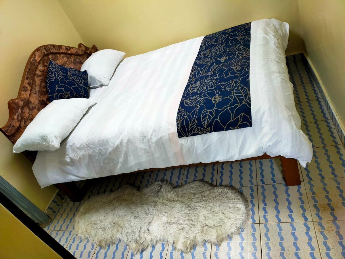 Lux Suites Siantonas Apartment Narok