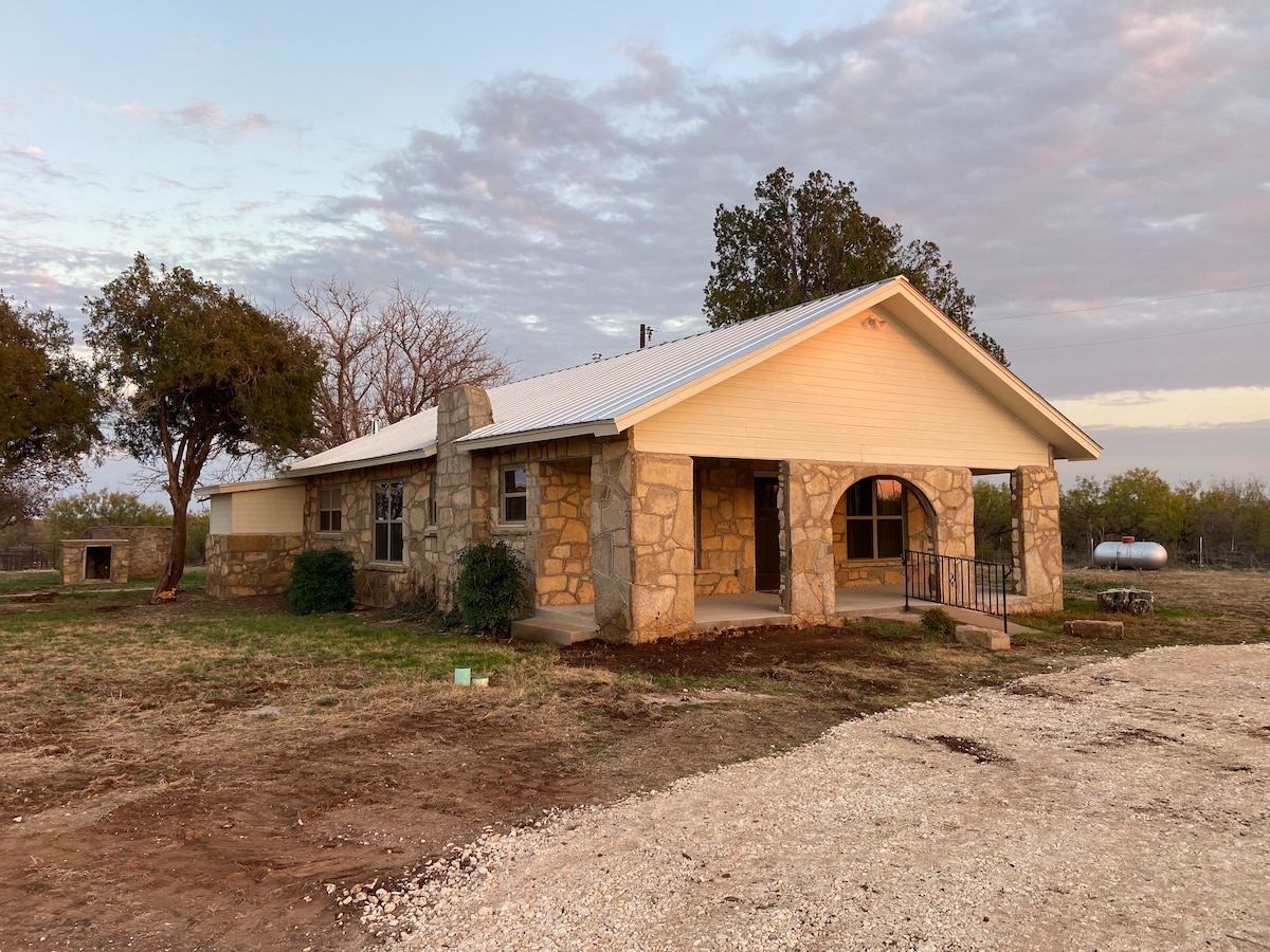 Buffalo Creek Farmhouse