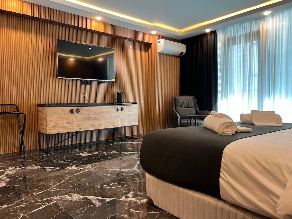 Executive Luxury Room
