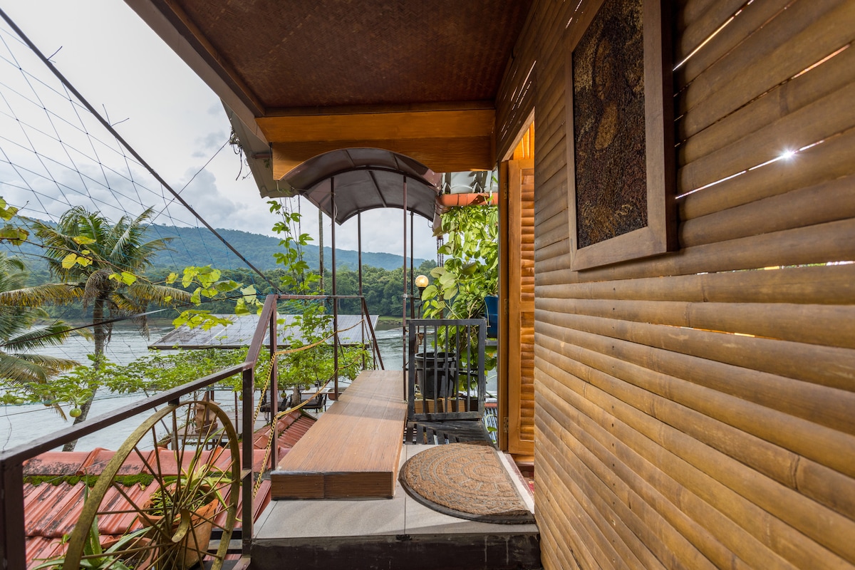 Bamboo Cottage Munkudil Ayurveda Yoga Retreat