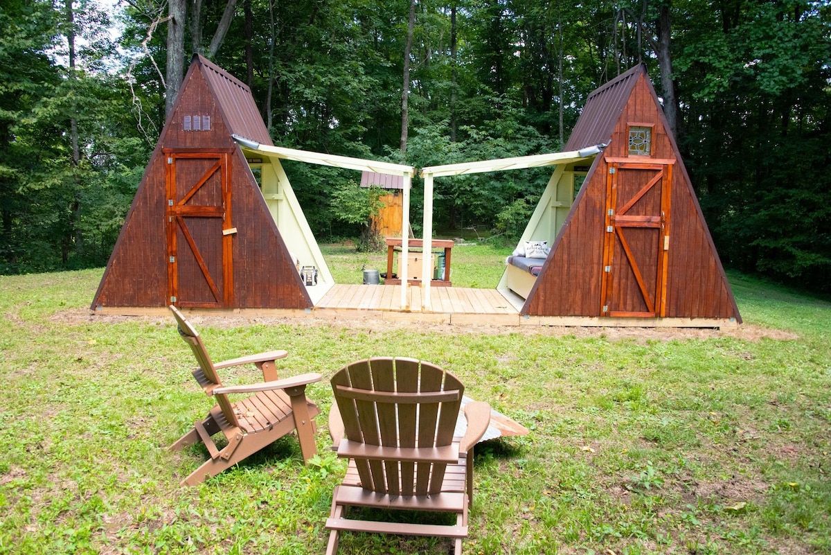 SaltCreekRetreats-PawPaw Grove: Off Grid A Frames