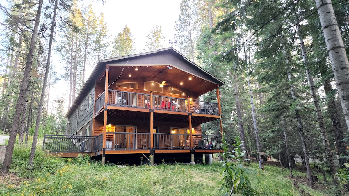 Everwell Bay Lake Cabin