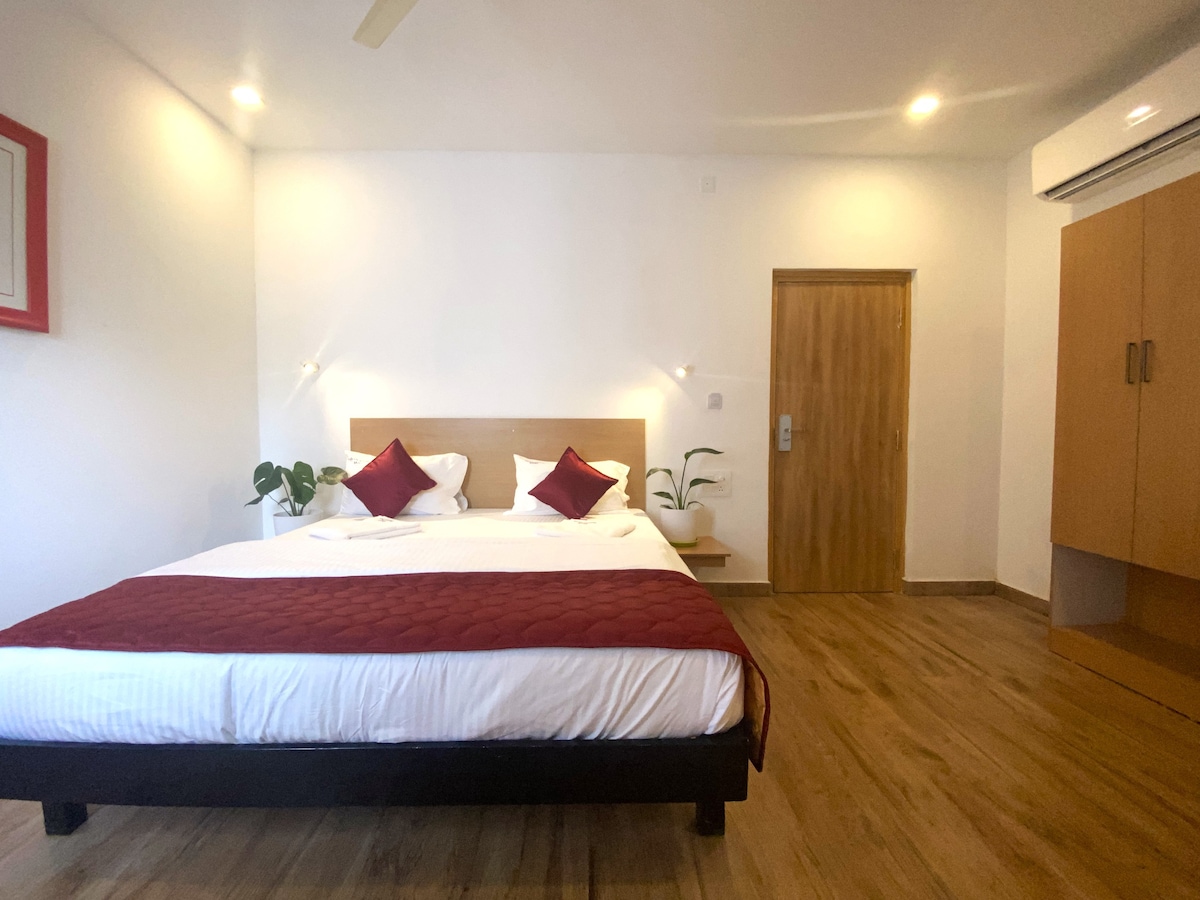 Srikalahasti的蓝石酒店（ Hotel Bluestone Hotel ）