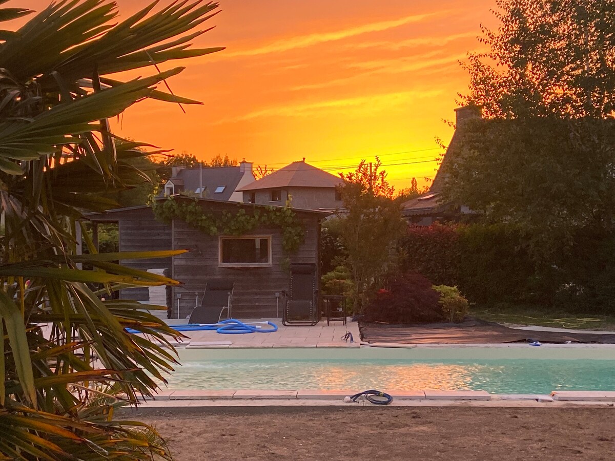 Maison chaleureuse avec piscine