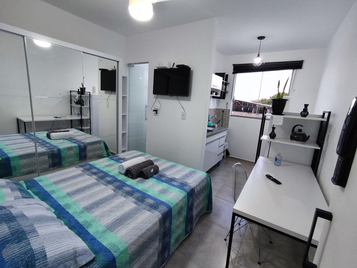 Apartamento inteiro, tipo 'flat' lindo e agradável