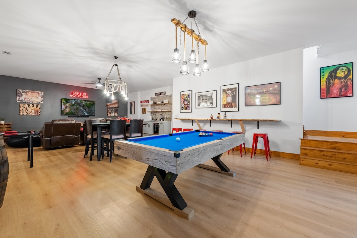 Game-Theater RM/Pool table/Firepit/Hotub/Pond/EV