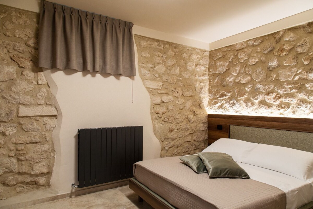 Luxury rooms a Castel del Monte!