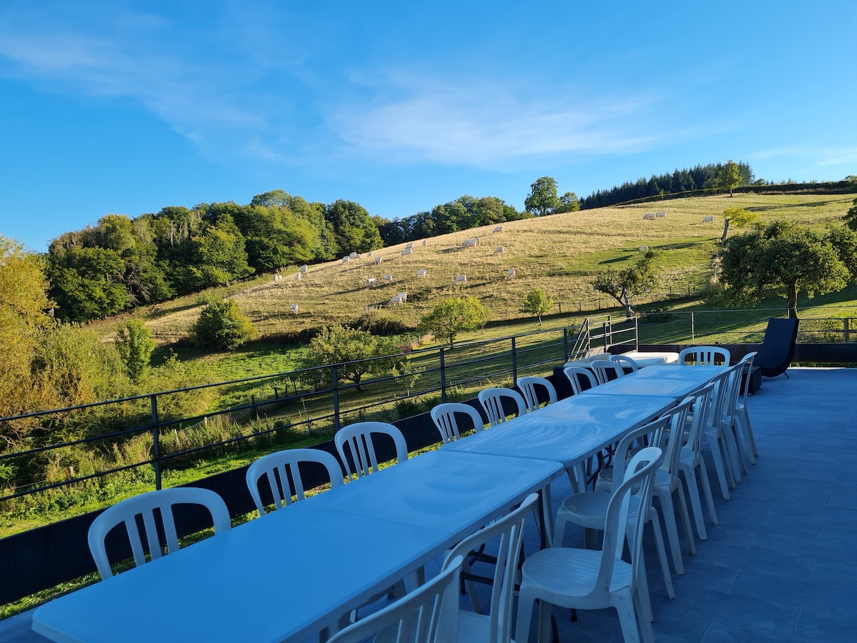 Magnifique maison de famille piscine Morvan