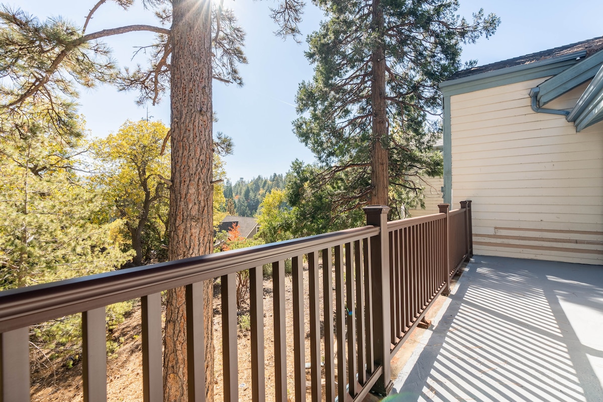 Cozy Cabin|Near Lake|Mountain View|Pet-Friendly