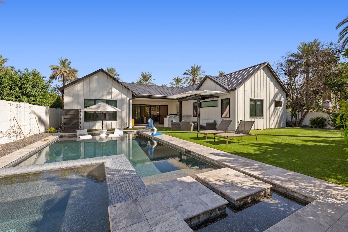 Arcadia Luxe | Gorgeous Home Pool & Spa