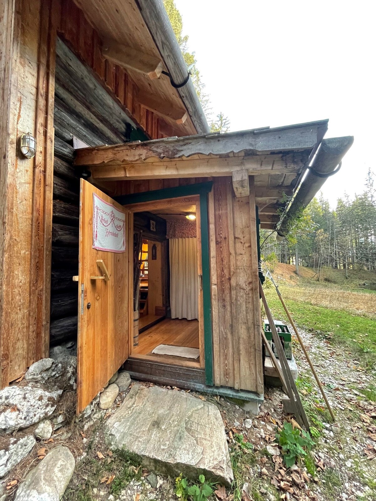 Traumhafte Hütte im Herzen des Salzkammerguts!