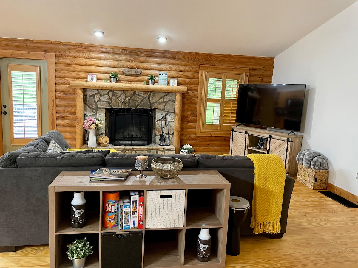 Cozy/Modern Cabin few minutes from Lake Lure