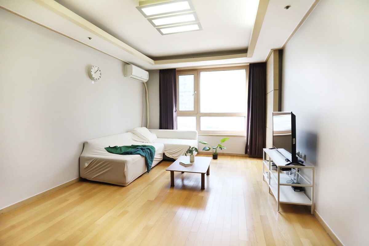 江南（ Gangnam ）顶级2间客房2浴室公寓全套地铁2分钟长期住宿咨询