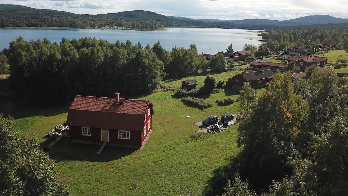 Fantastiskt hus på 230 kvadratmeter i genuin miljö