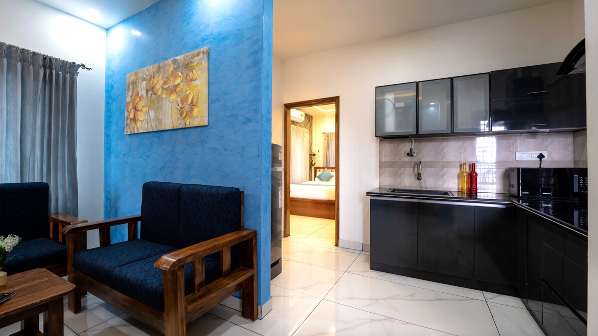 Premium 1 BHK Furnished Service Apartments