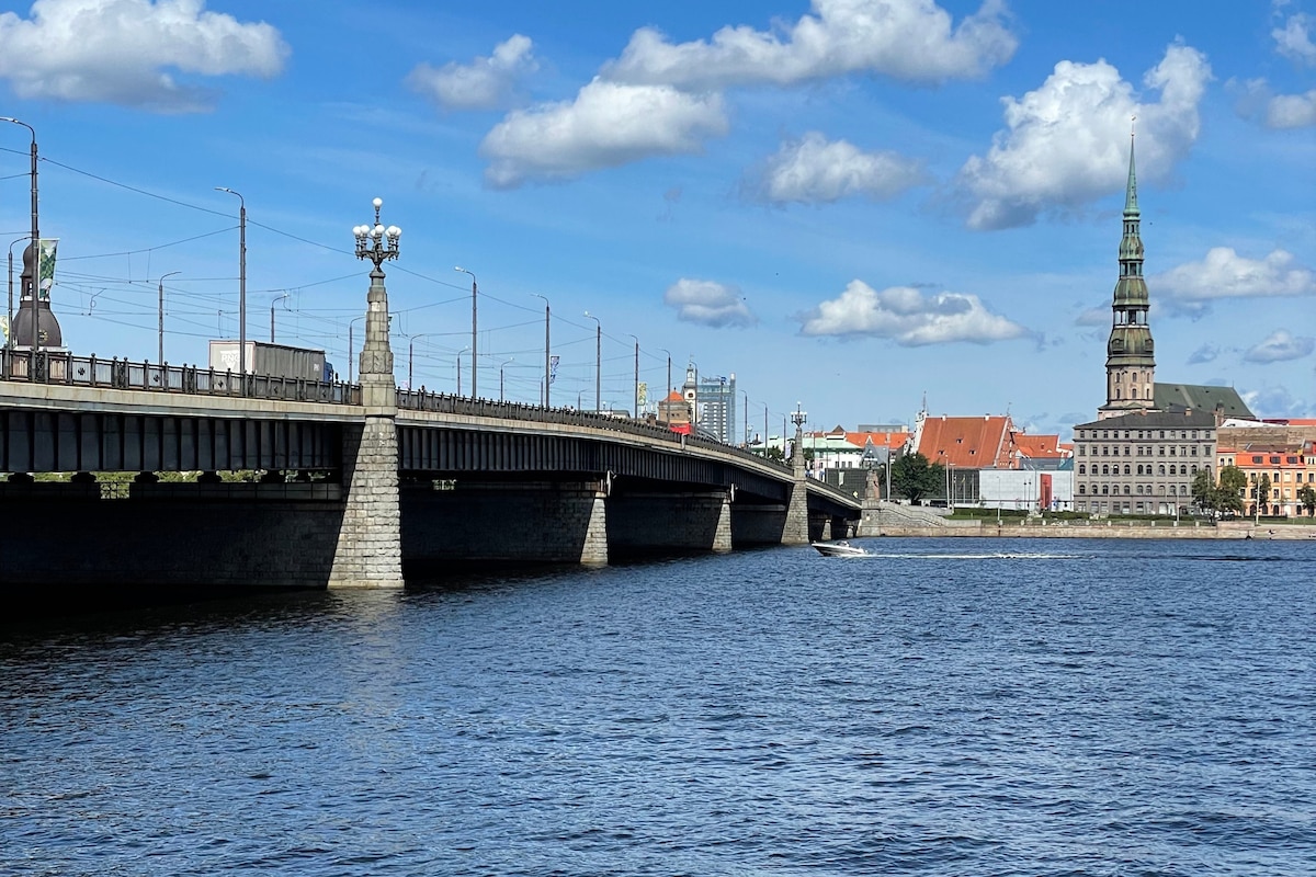 Cozy place on the left bank