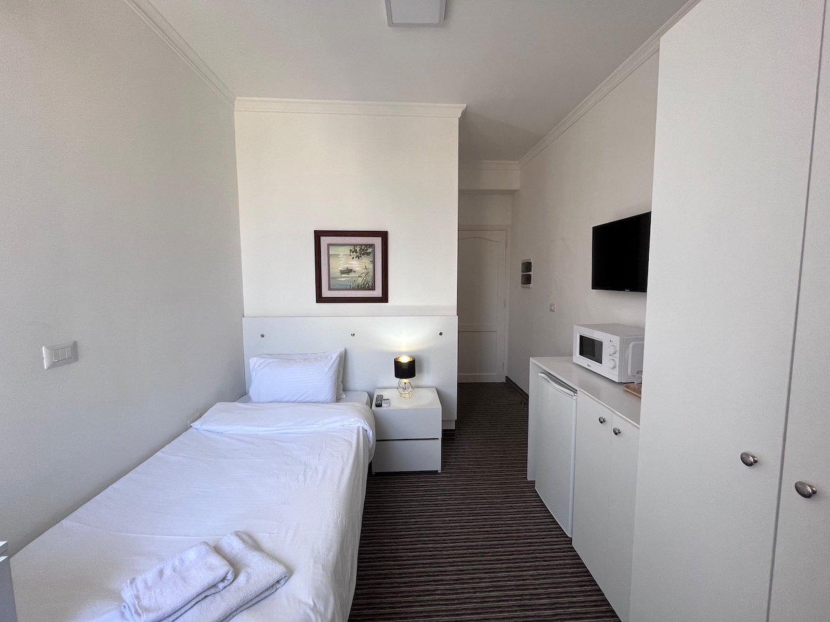 Single Room - Sidon MT. Suites