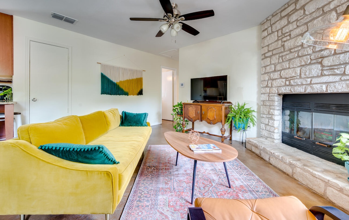 Heart of Austin 3 BR Bungalow