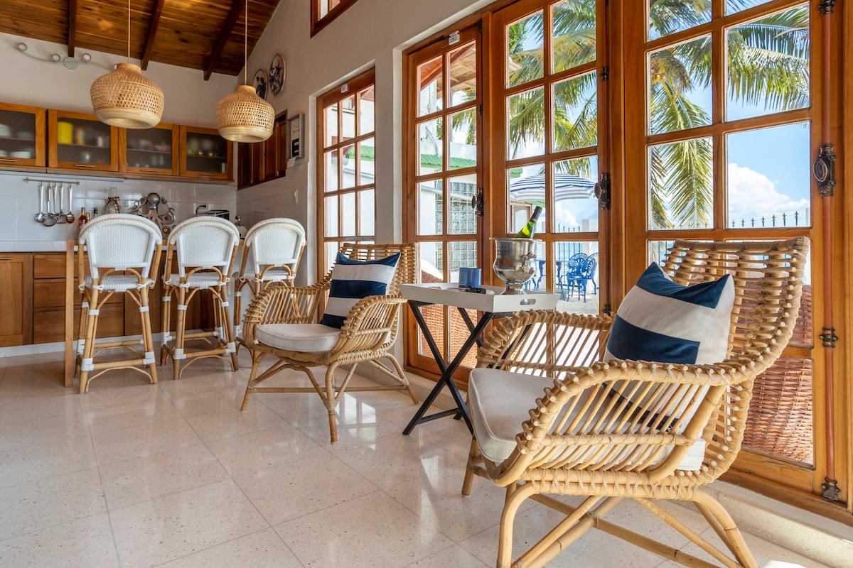 Beautiful Oceanfront Cottage in Playa Larga, Cuba