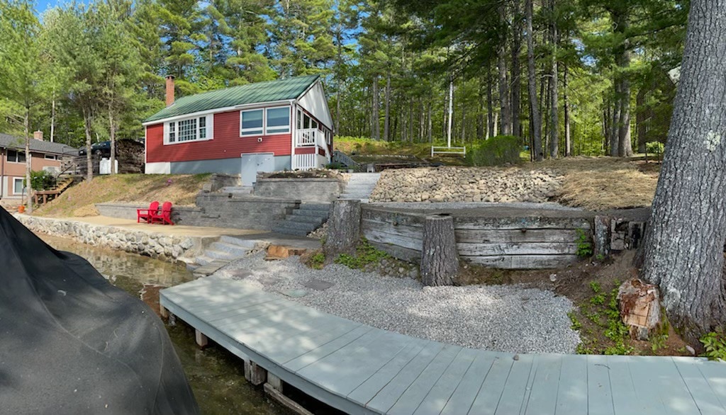 Lake front cottage on Little Ossipee Lake