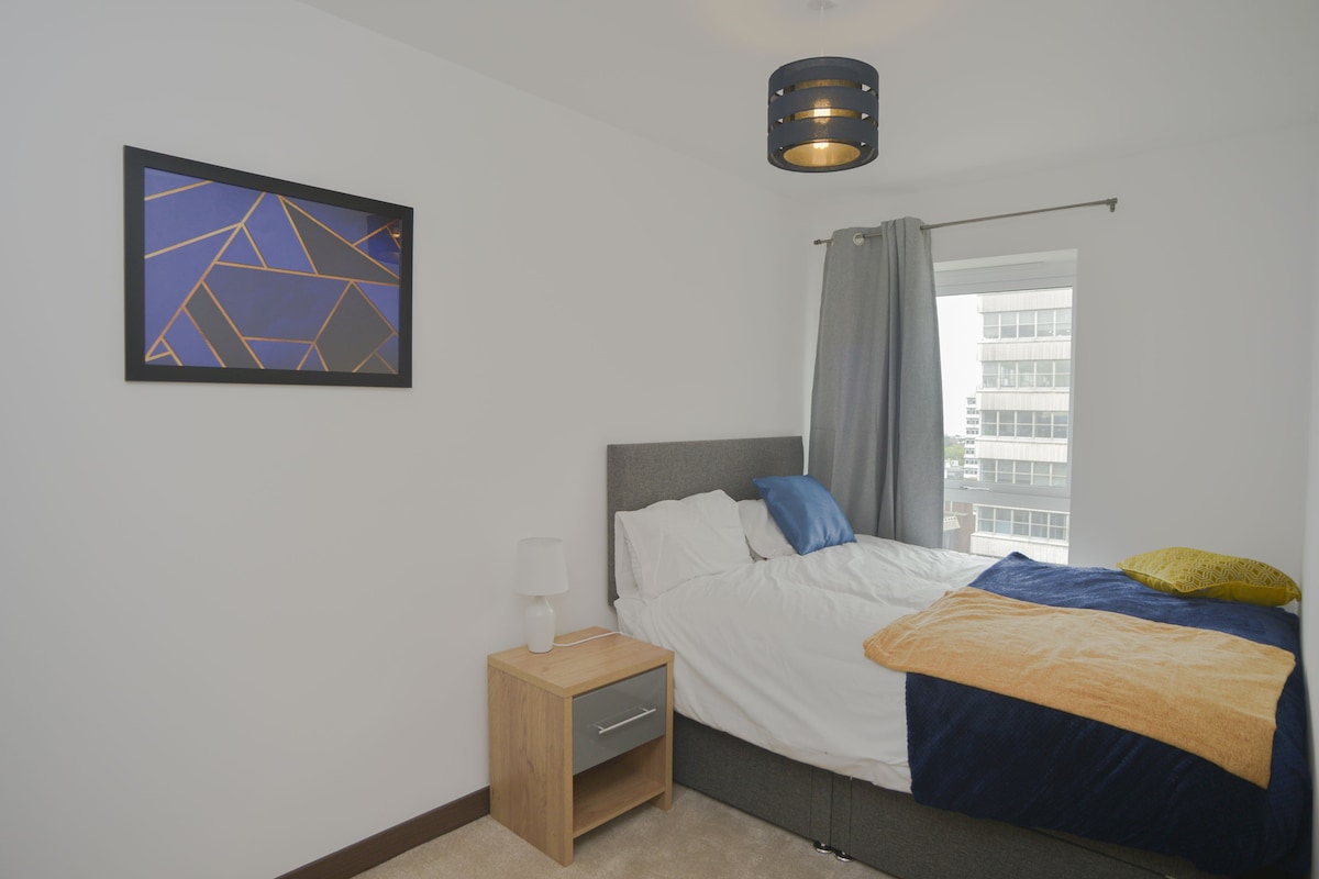 Amazing City Lodge Central Southend,2-Bedroom Flat