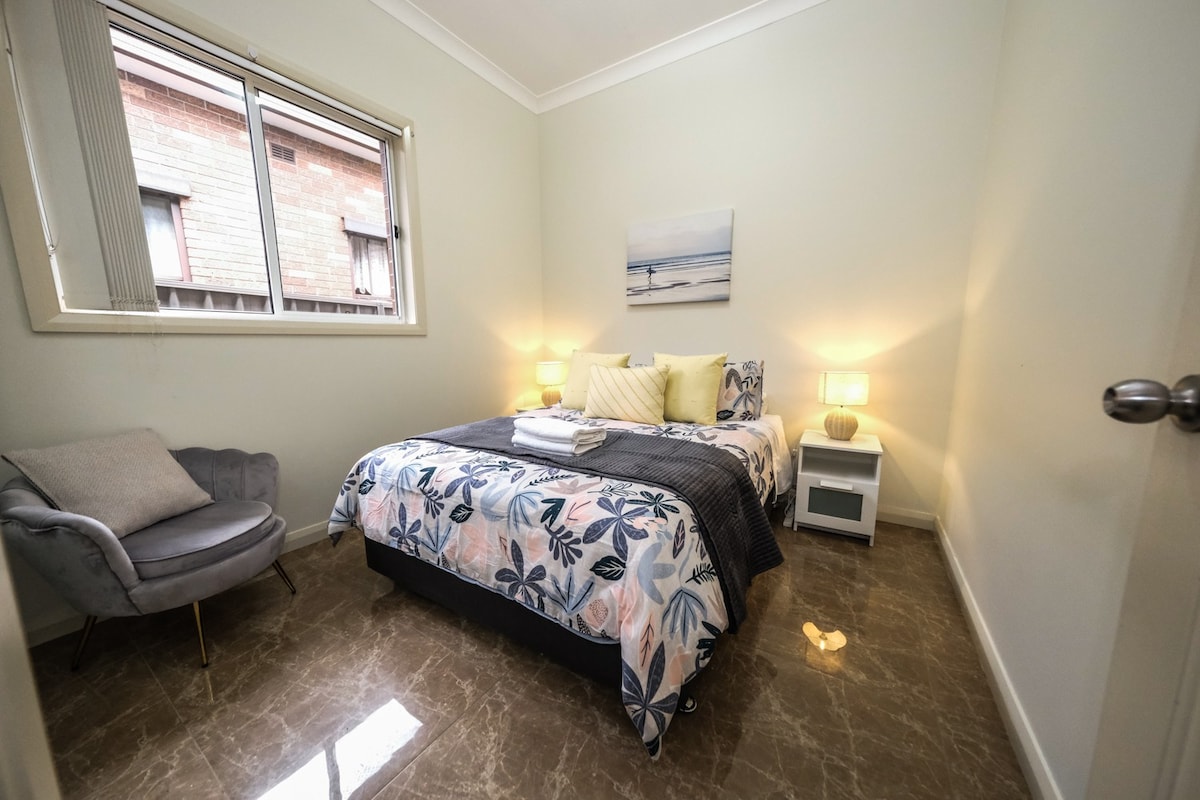 悉尼康科德现代双卧室，可容纳6位房客