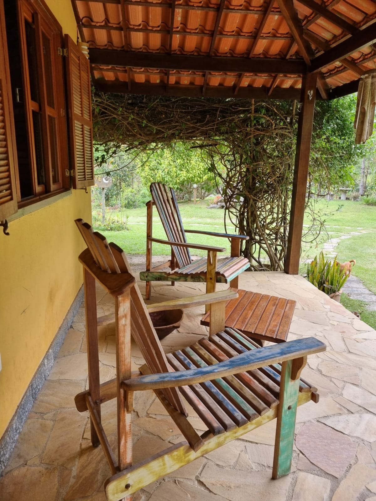 Casa com córregos e piscina natural em Lumiar