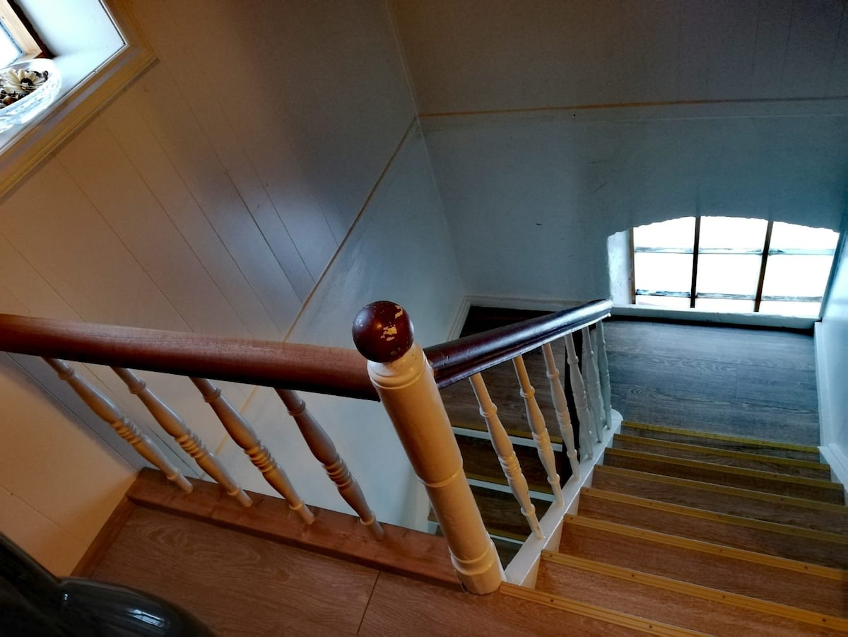 Helluland Guesthouse ： Skagafjörður 1的舒适住宿