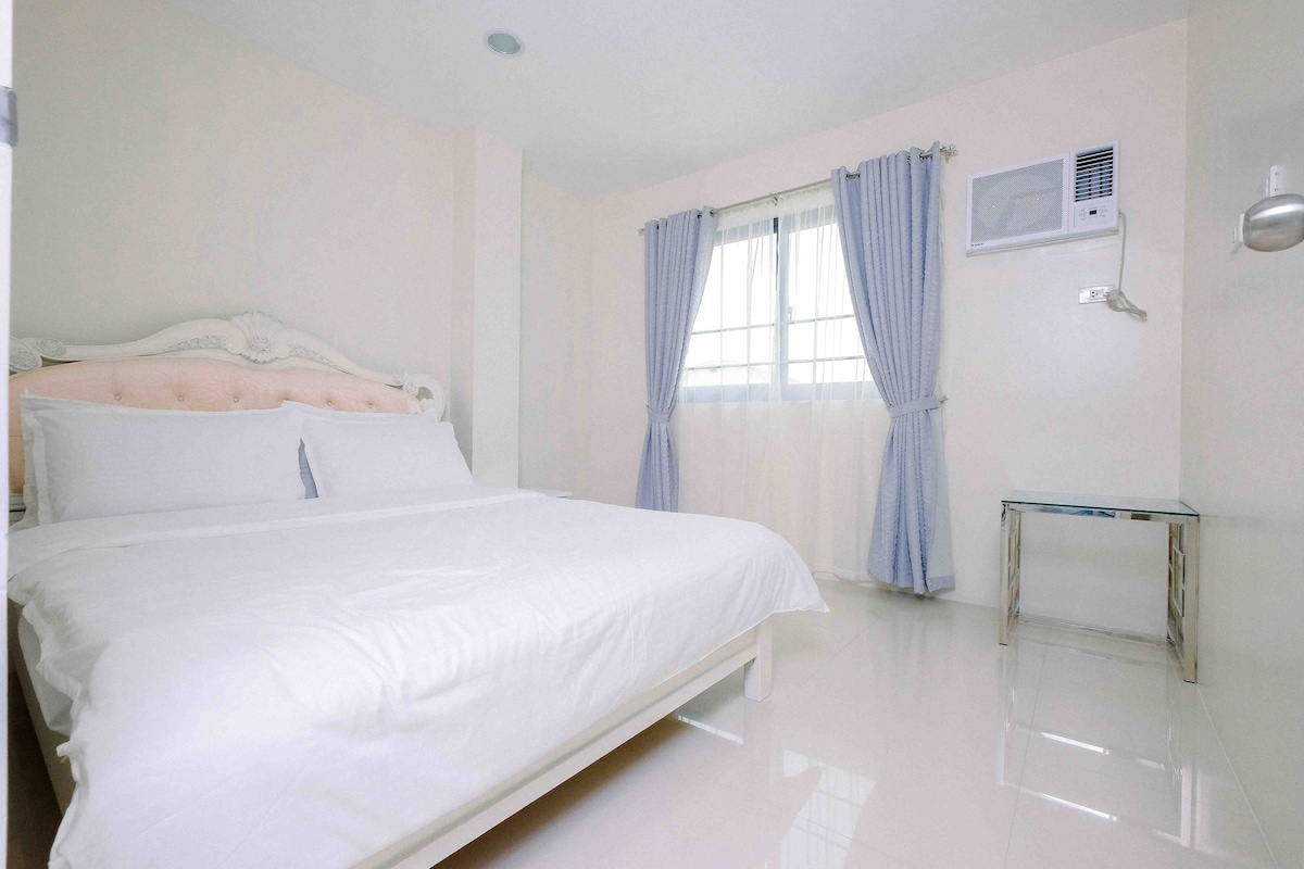 马尼拉大都会（ Metro Manila ）宽敞的双卧室单元- 703单元