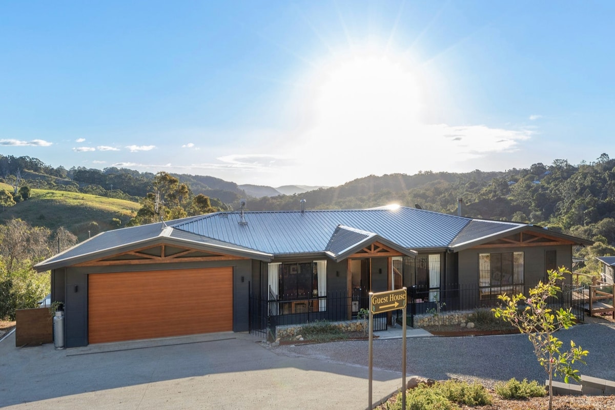 Fletchers Ridge - Main House