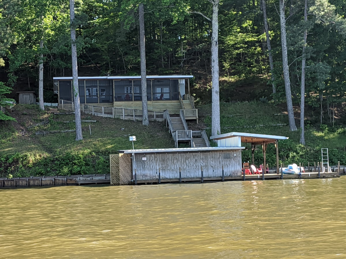 The Dock on Lake Mitchell