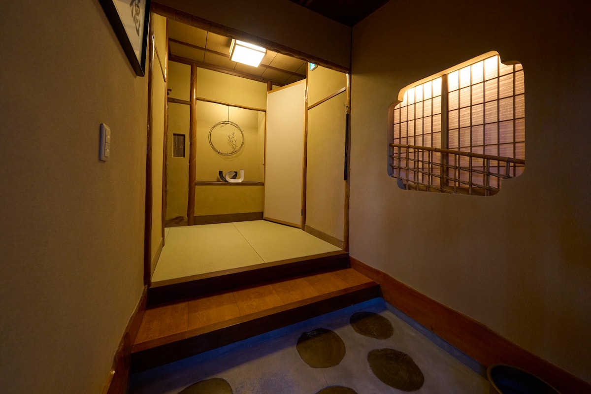 [距离热海站5分钟步行路程]套房别墅Curation Atami Momono Hachian |可容纳2人